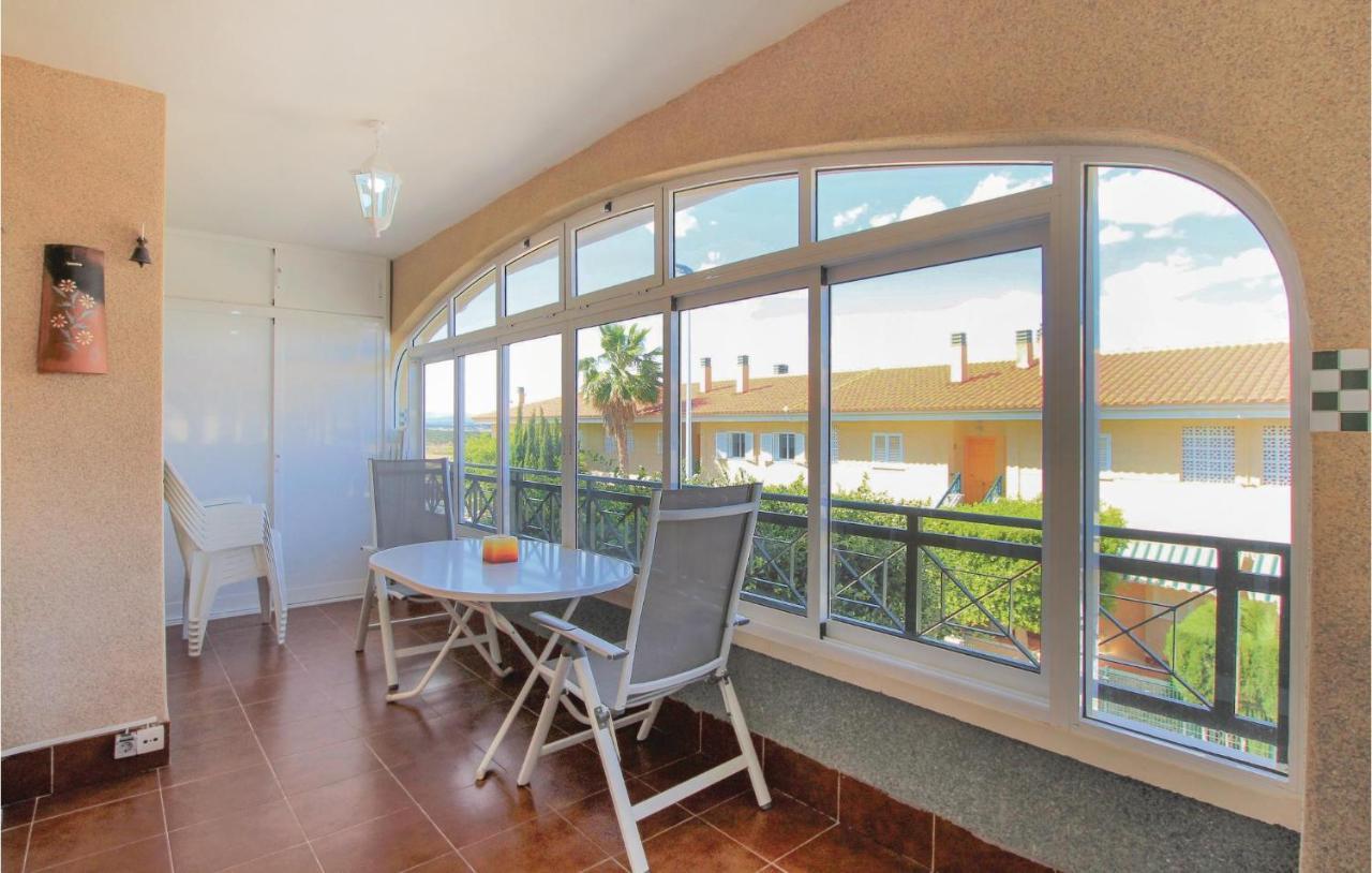 Nice Apartment In Santa Pola With Kitchenette Екстериор снимка