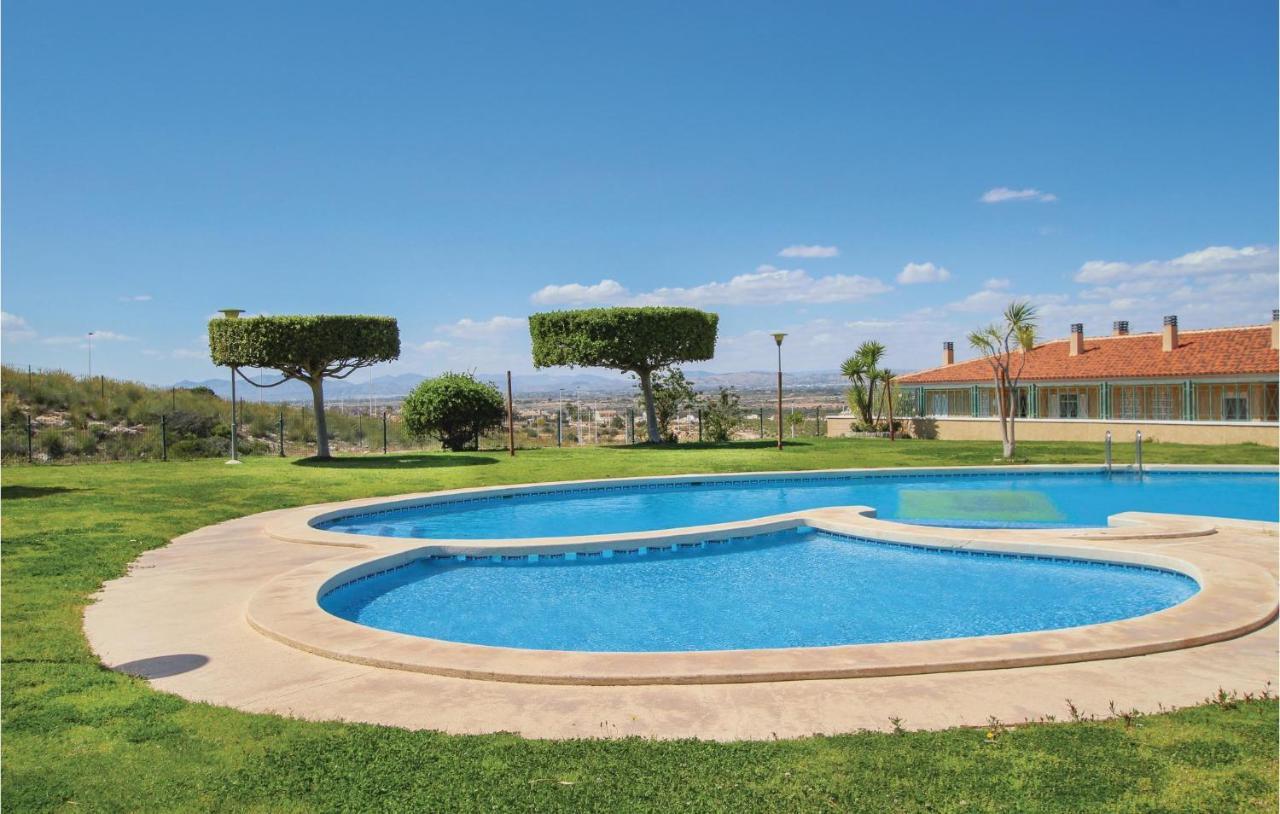 Nice Apartment In Santa Pola With Kitchenette Екстериор снимка