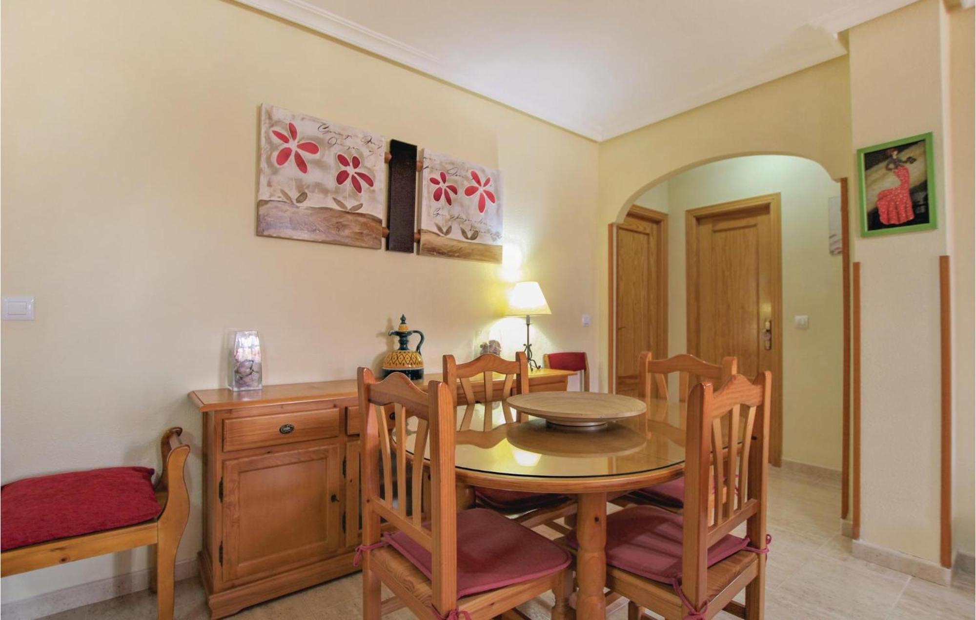 Nice Apartment In Santa Pola With Kitchenette Екстериор снимка